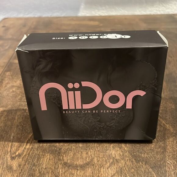 Niidor Adhesive Bra Strapless Sticky Invisible Push up Silicone Bra Backless E - Picture 2 of 16